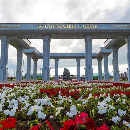 Ferienwohnung Уютная Квартира На Expo-Smart Замок Astana Exterior foto
